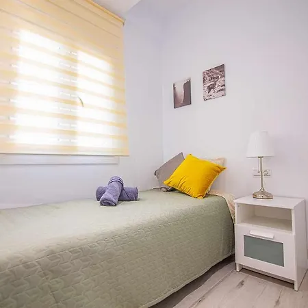 New Centro De Con Parking Torremolinos