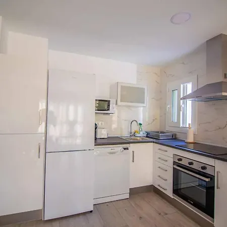 New Centro De Con Parking *