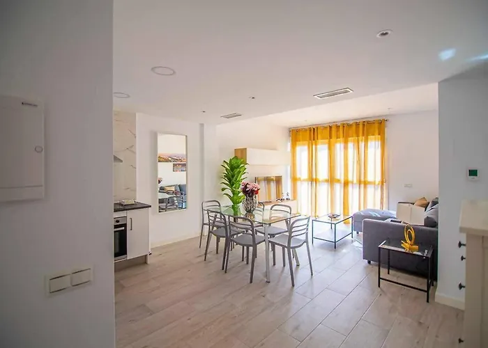 New Centro De Con Parking * Torremolinos